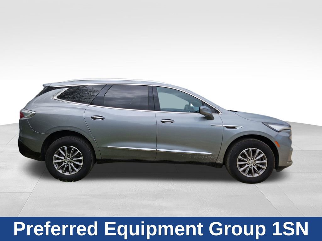 Used 2024 Buick Enclave Premium image 7
