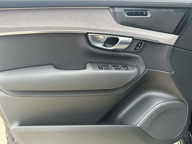 New 2026 Volvo XC90 B6 Ultra w/ Protection Package AWD/4WD image 13