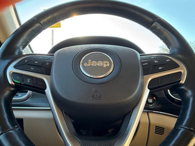 Used 2021 Jeep Grand Cherokee Limited w/ Luxury Group II image 30