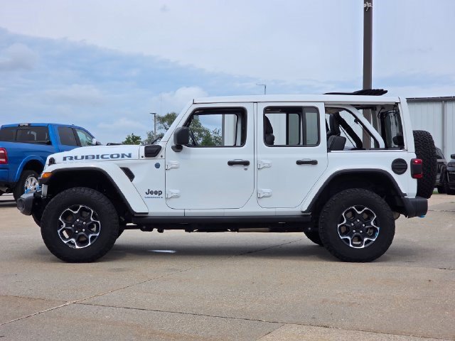 Used 2023 Jeep Wrangler Unlimited Rubicon 4xe w/ Cold Weather Group AWD/4WD image 5