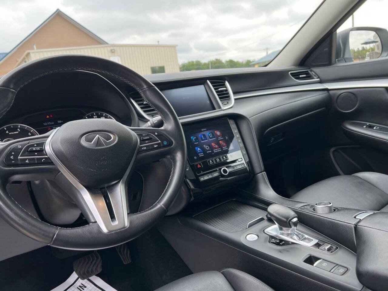 Used 2021 INFINITI QX50 Luxe w/ Cargo Package image 21