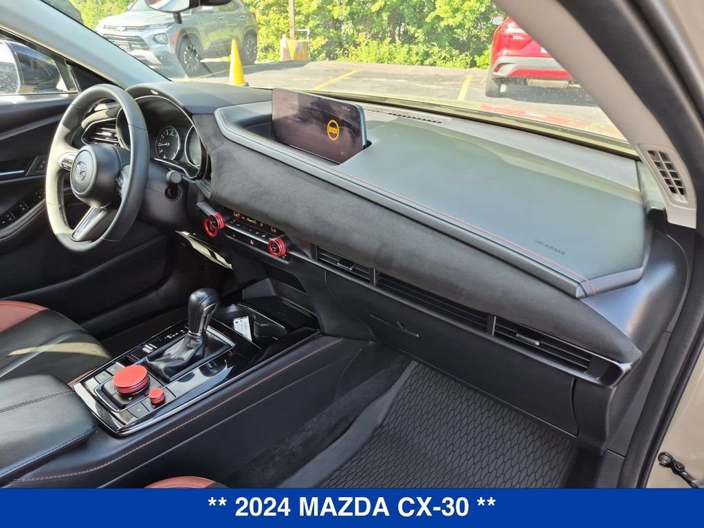 Used 2024 MAZDA CX-30 Carbon AWD/4WD image 32