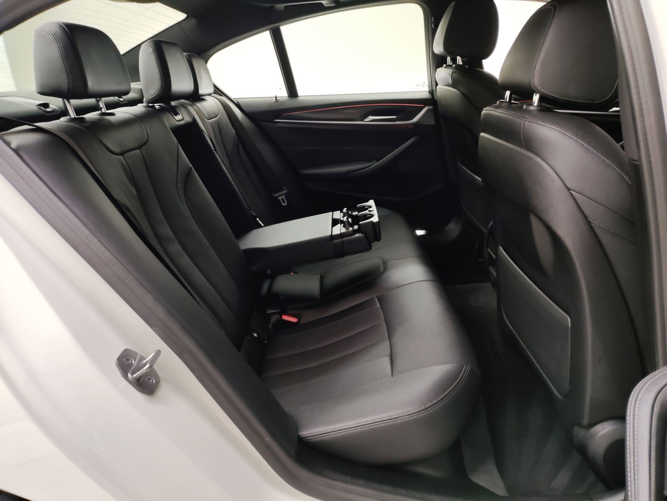 Certified 2023 BMW 540i w/ M Sport Package image 31