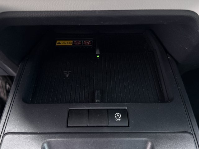 Used 2026 Toyota Corolla Cross LE w/ Moonroof Package FWD image 21