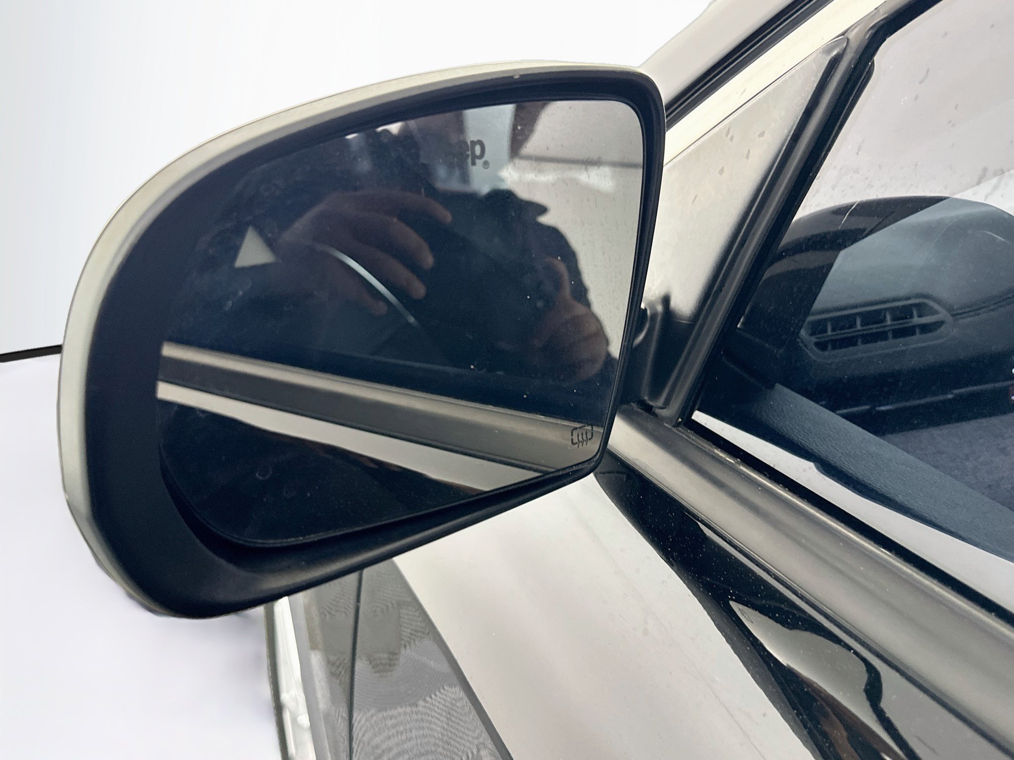 Used 2022 Jeep Compass Latitude FWD image 16