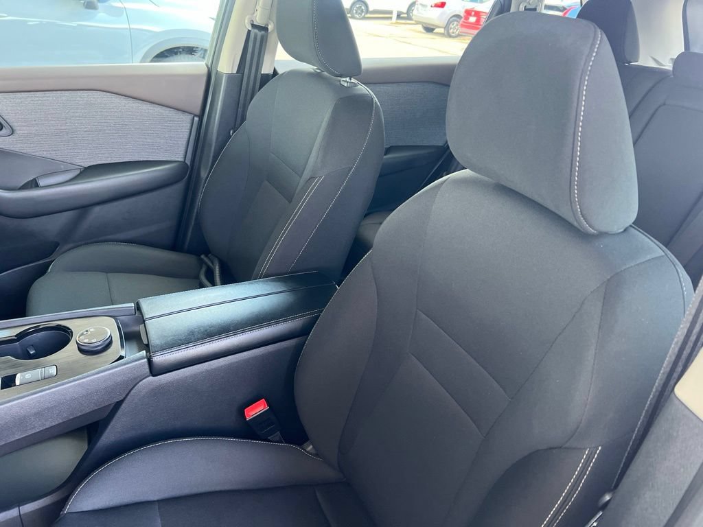 Certified 2023 Nissan Rogue S AWD/4WD image 5
