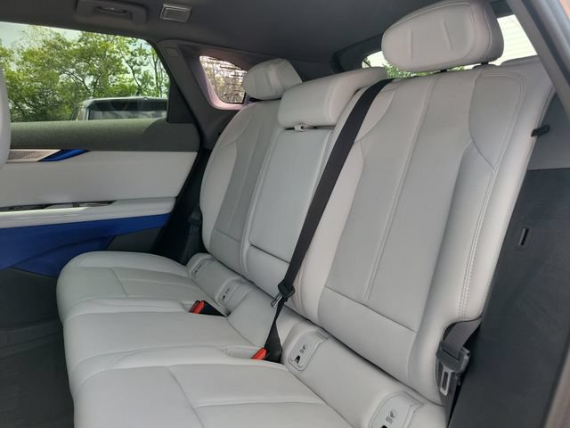New 2027 Cadillac Optiq Sport w/ LPO, Floor Liner Package AWD/4WD image 26