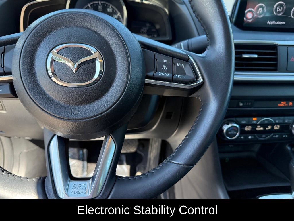 Used 2018 MAZDA MAZDA3 Touring FWD image 12