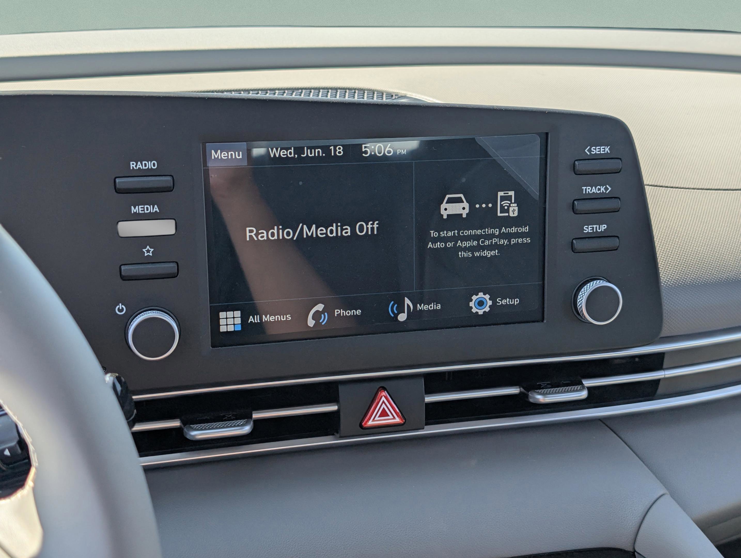 Used 2025 Hyundai Elantra Sport FWD image 25