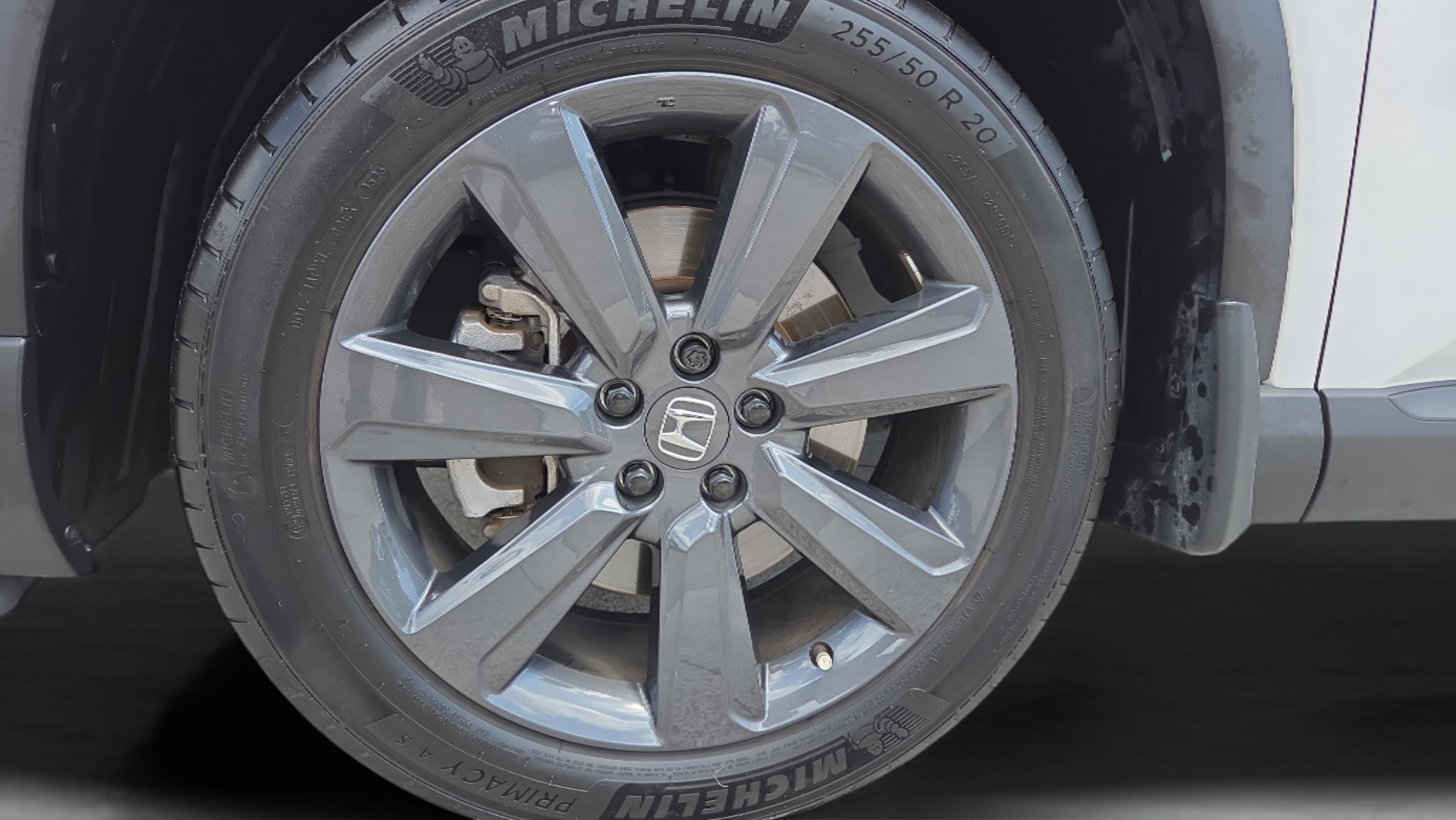 Used 2023 Honda Pilot Sport image 37