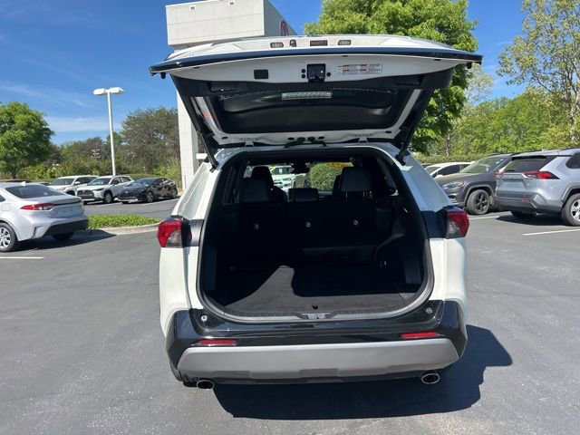 Used 2022 Toyota RAV4 XSE image 9