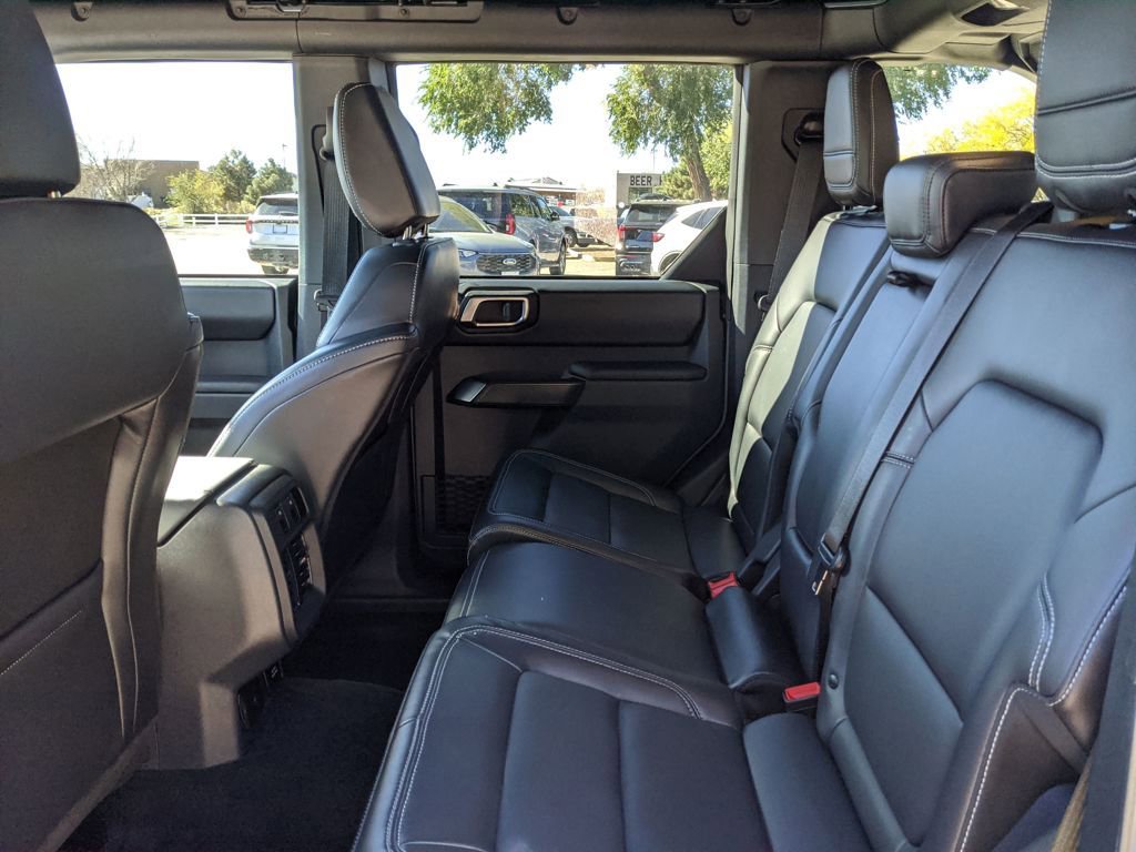 New 2025 Ford Bronco Outer Banks image 22