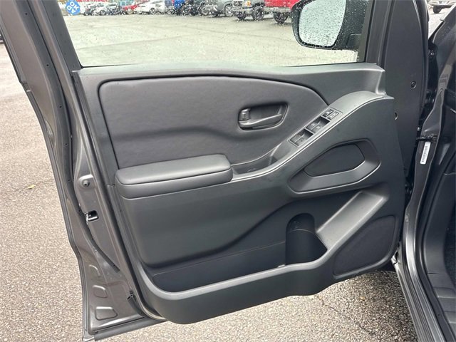 New 2026 Nissan Frontier S image 19