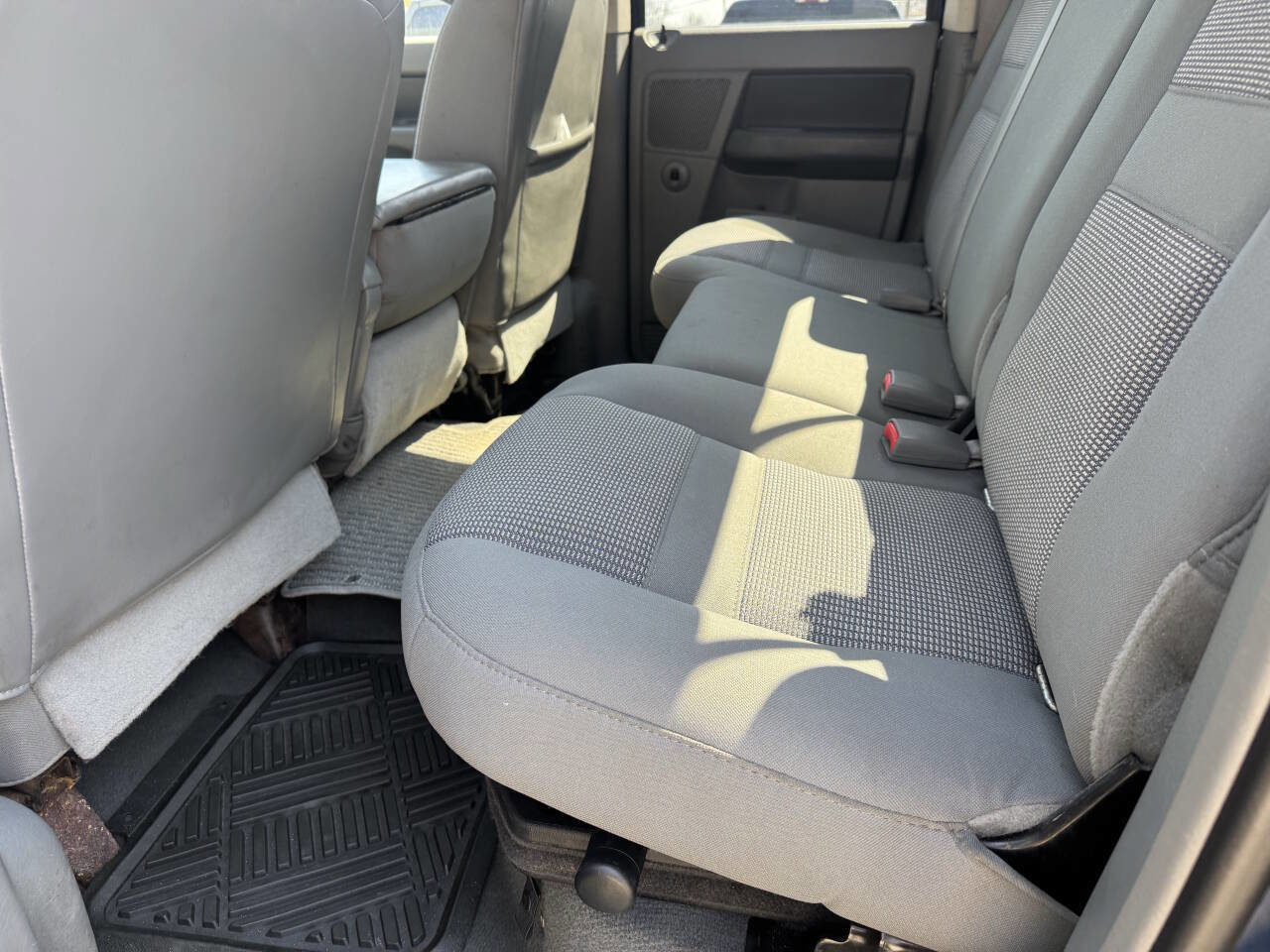 Used 2007 Dodge Ram 2500 Truck SLT image 18