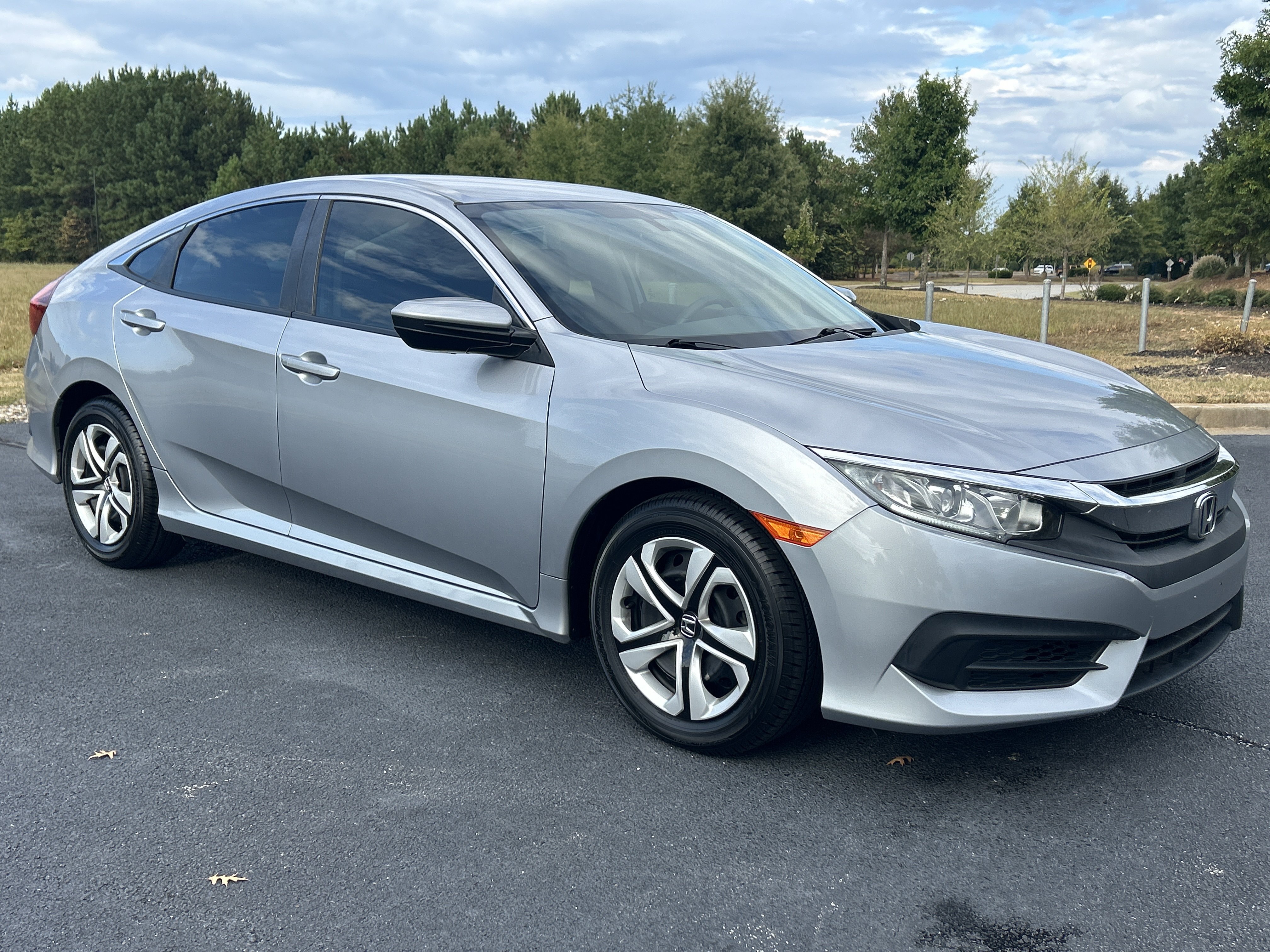 Used 2018 Honda Civic LX image 2