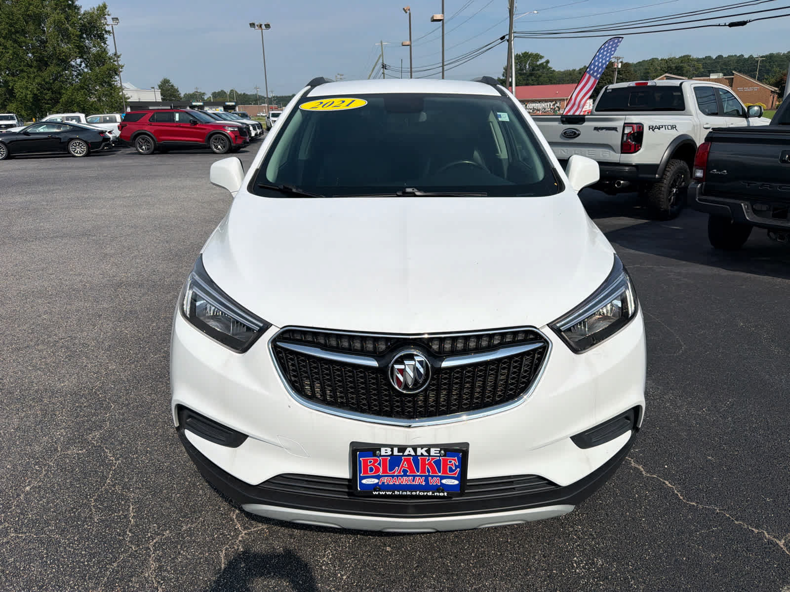 Used 2021 Buick Encore Preferred AWD/4WD image 8