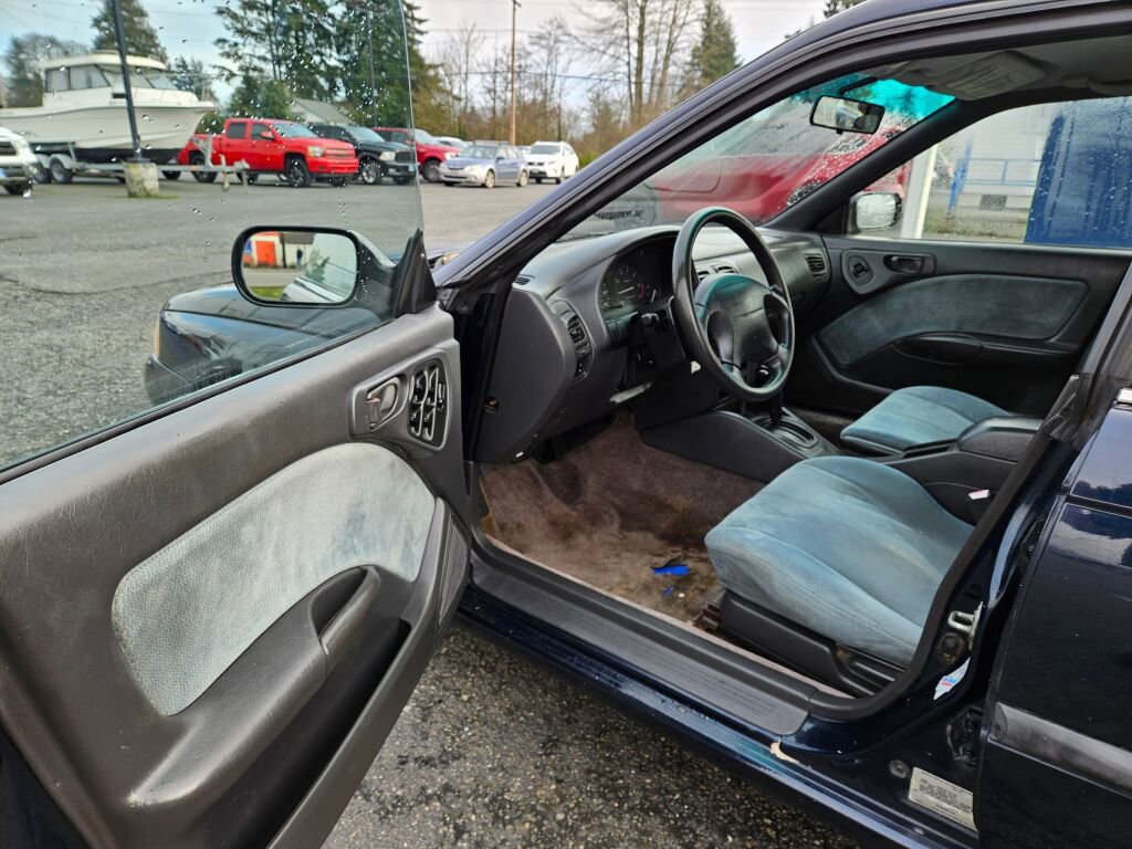 Used 1996 Subaru Legacy L image 9