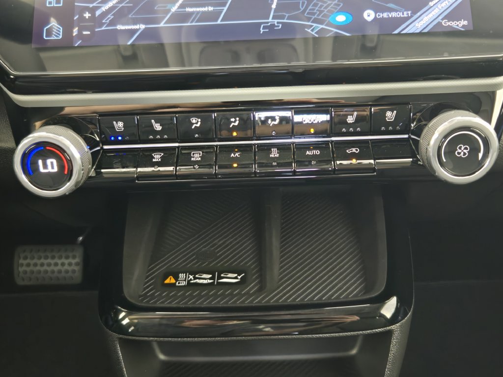 New 2027 Chevrolet Bolt RS w/ Technology Package FWD image 20