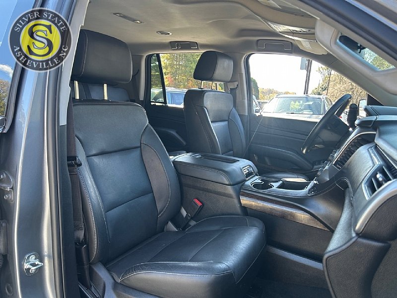 Used 2018 Chevrolet Tahoe LT w/ Luxury Package AWD/4WD image 17