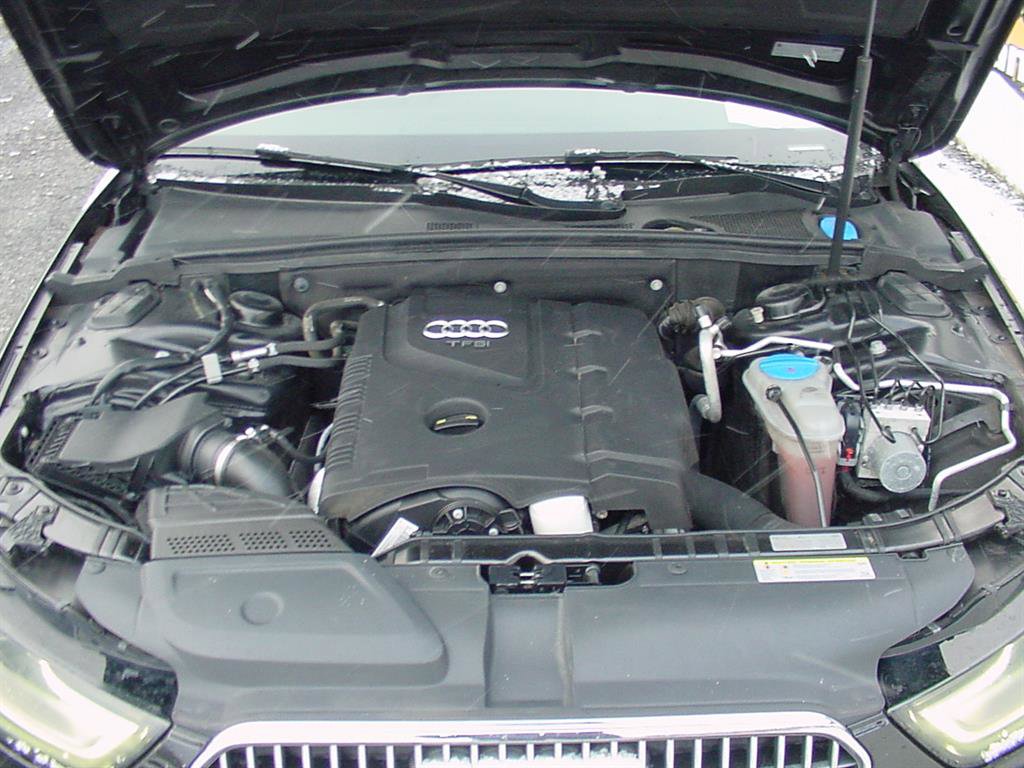 Used 2016 Audi A4 Premium Plus w/ Technology Package image 32