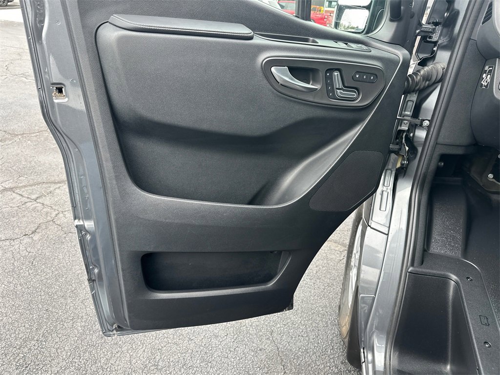 Used 2023 Mercedes-Benz Sprinter 2500 image 10