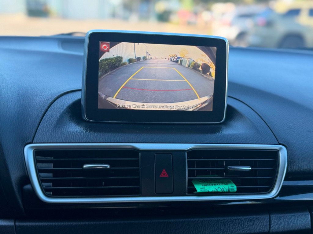 Used 2015 MAZDA MAZDA3 i Touring FWD image 17