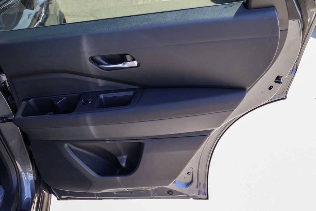 New 2026 Nissan Pathfinder SL FWD image 19