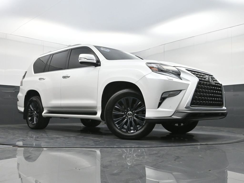 Used 2023 Lexus GX 460 Premium w/ Accessory Package image 28