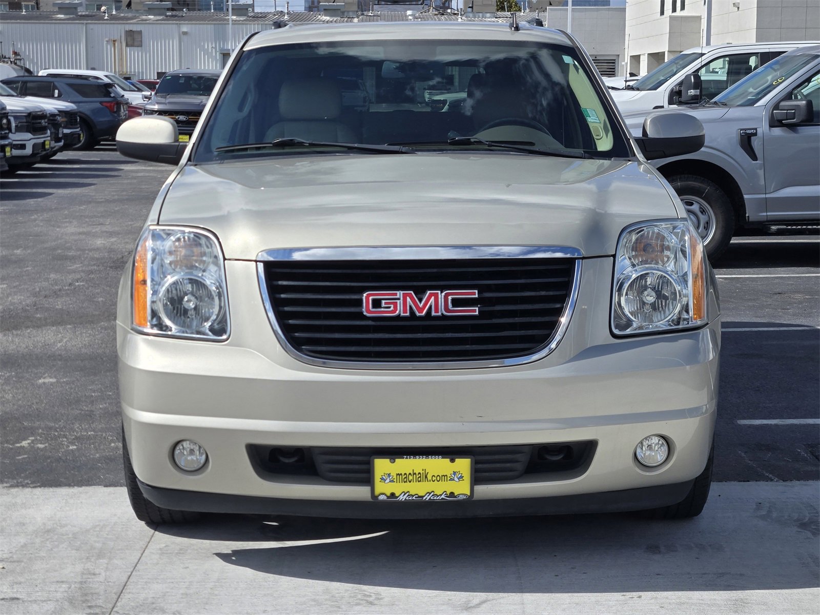 Used 2014 GMC Yukon XL SLT video 2