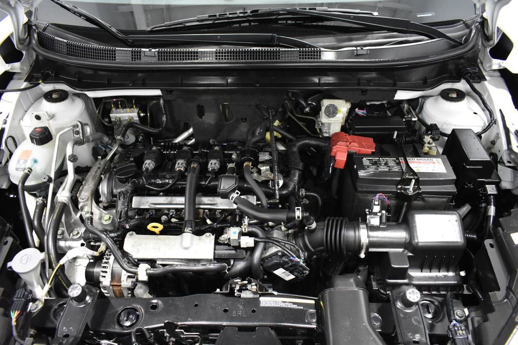 Certified 2022 Nissan Kicks SR w/ Interior Electronics Package FWD image 30