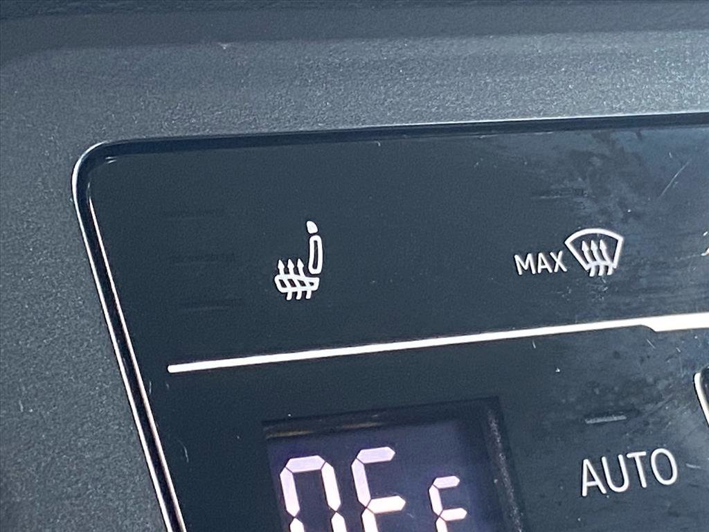 Certified 2023 Volkswagen Tiguan SE image 17