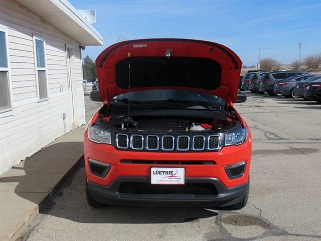 Used 2021 Jeep Compass Sport w/ Cold Weather Group image 6