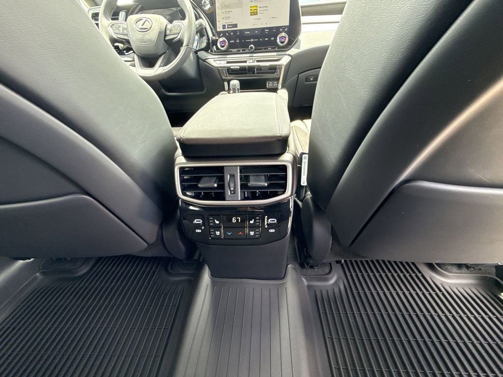 New 2026 Lexus RX 350h AWD/4WD image 18