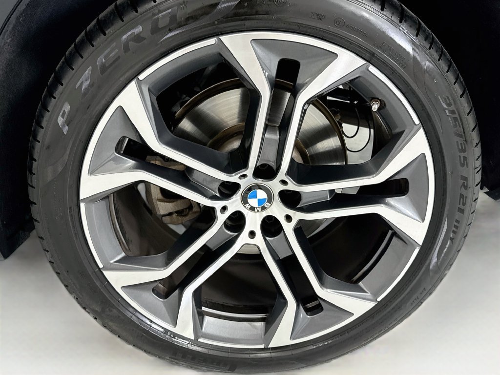 Certified 2025 BMW X5 sDrive40i RWD image 30