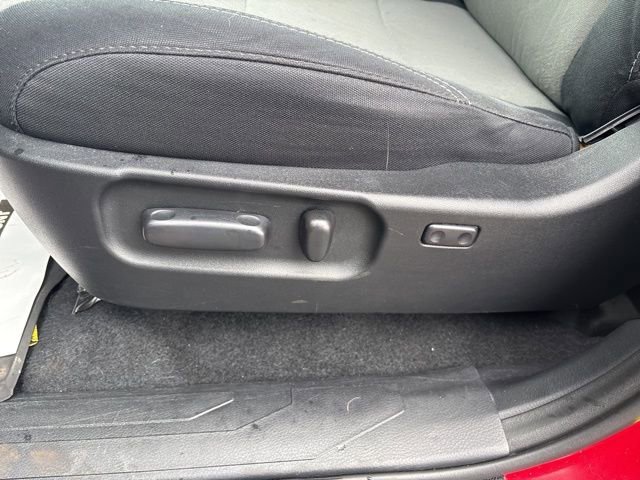 Used 2021 Toyota Tacoma TRD Sport AWD/4WD image 38