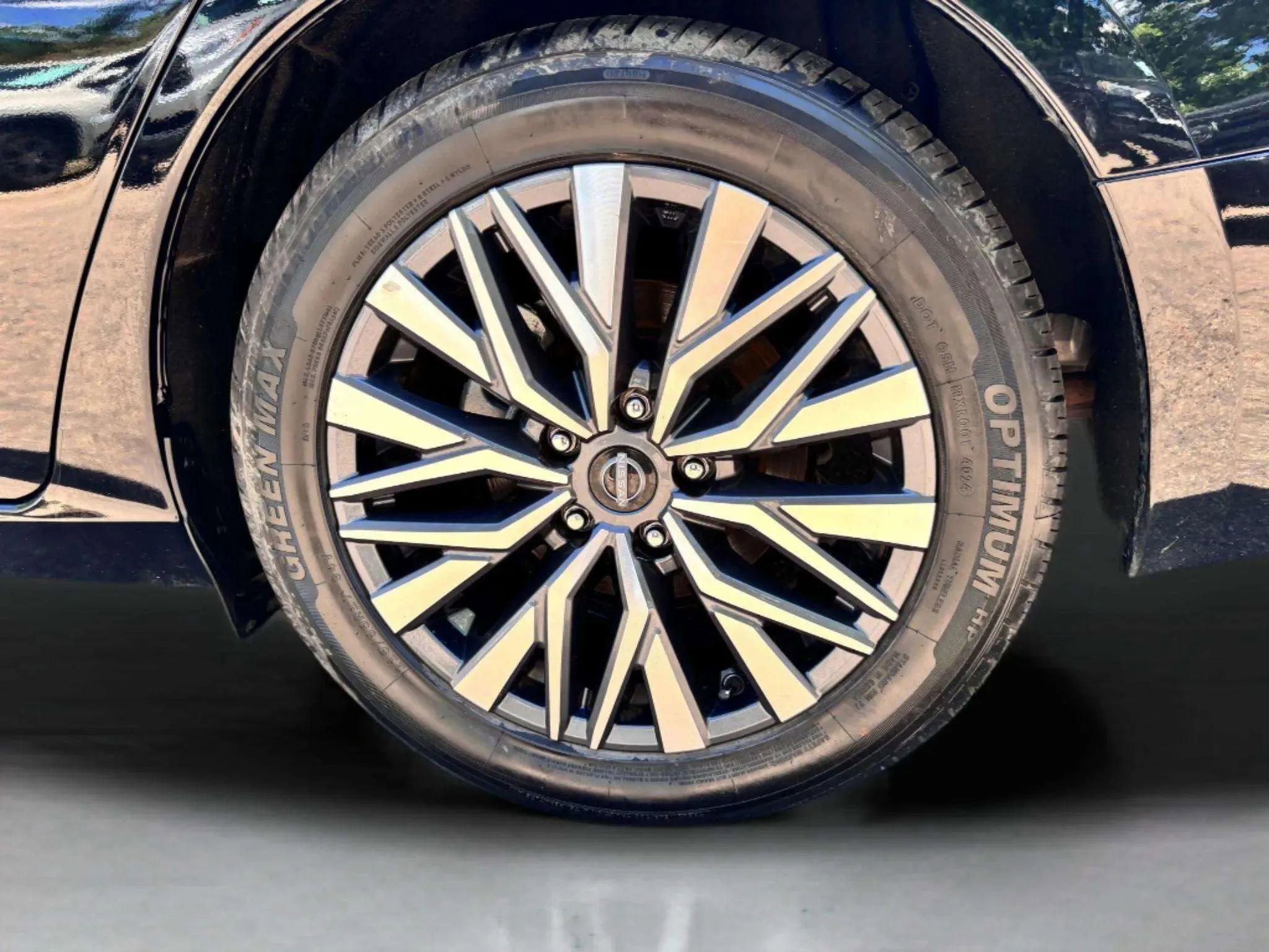 Used 2023 Nissan Altima 2.5 SV image 31