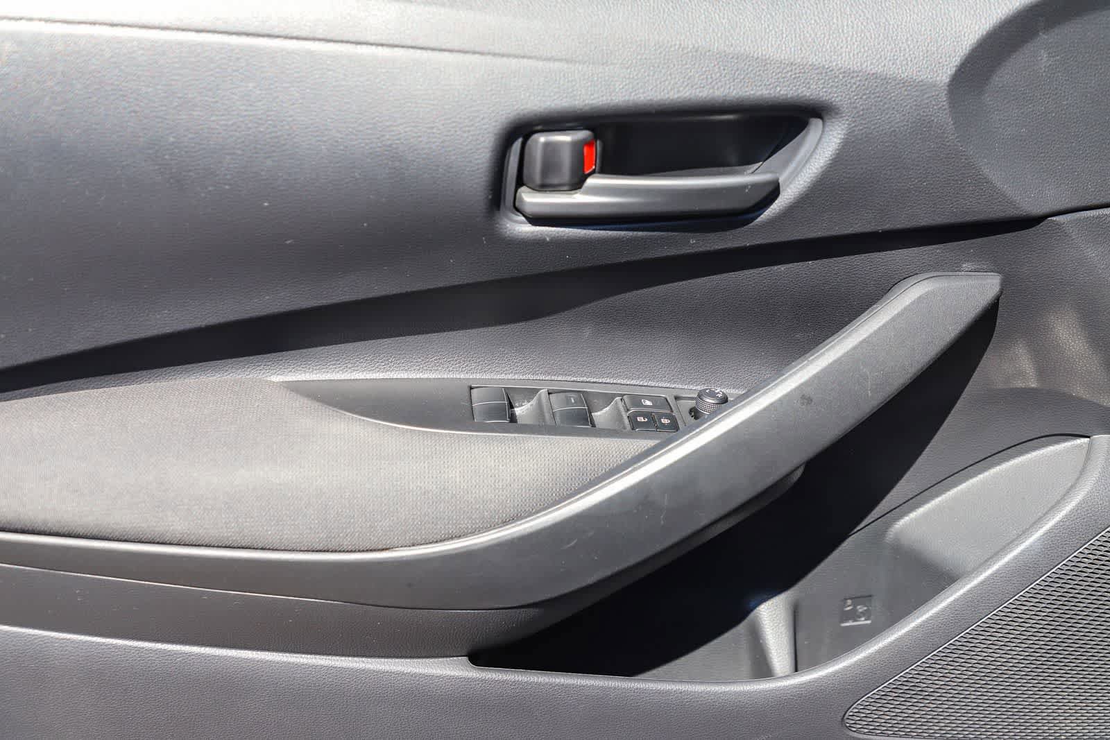 Used 2024 Toyota Corolla LE FWD image 19