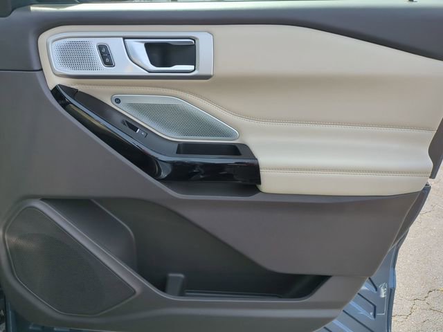 Used 2021 Ford Explorer Platinum w/ Equipment Group 601A image 42