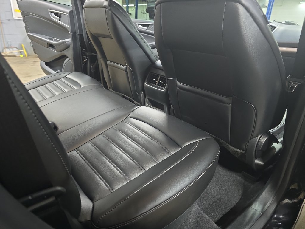 Used 2024 Ford Edge SEL w/ Convenience Package AWD/4WD image 13