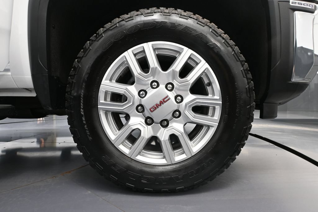 Used 2024 GMC Sierra 2500 SLE w/ SLE Value Package AWD/4WD image 18