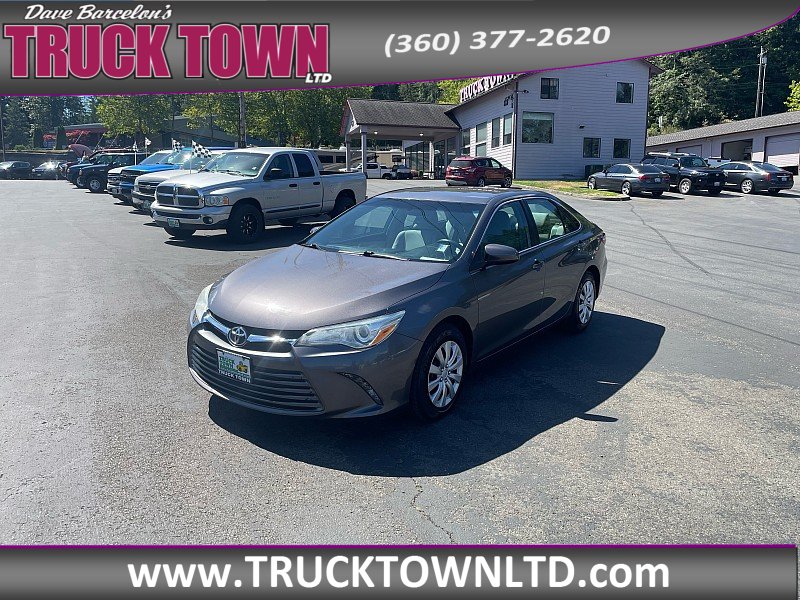 Used 2015 Toyota Camry LE