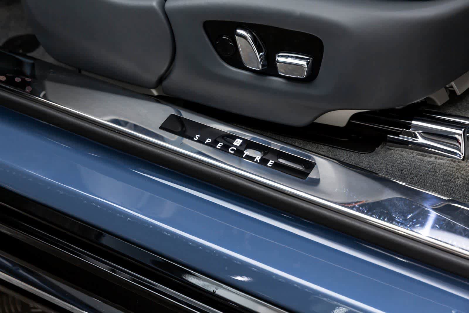 Certified 2024 Rolls-Royce Spectre w/ Spectre Launch Package image 38