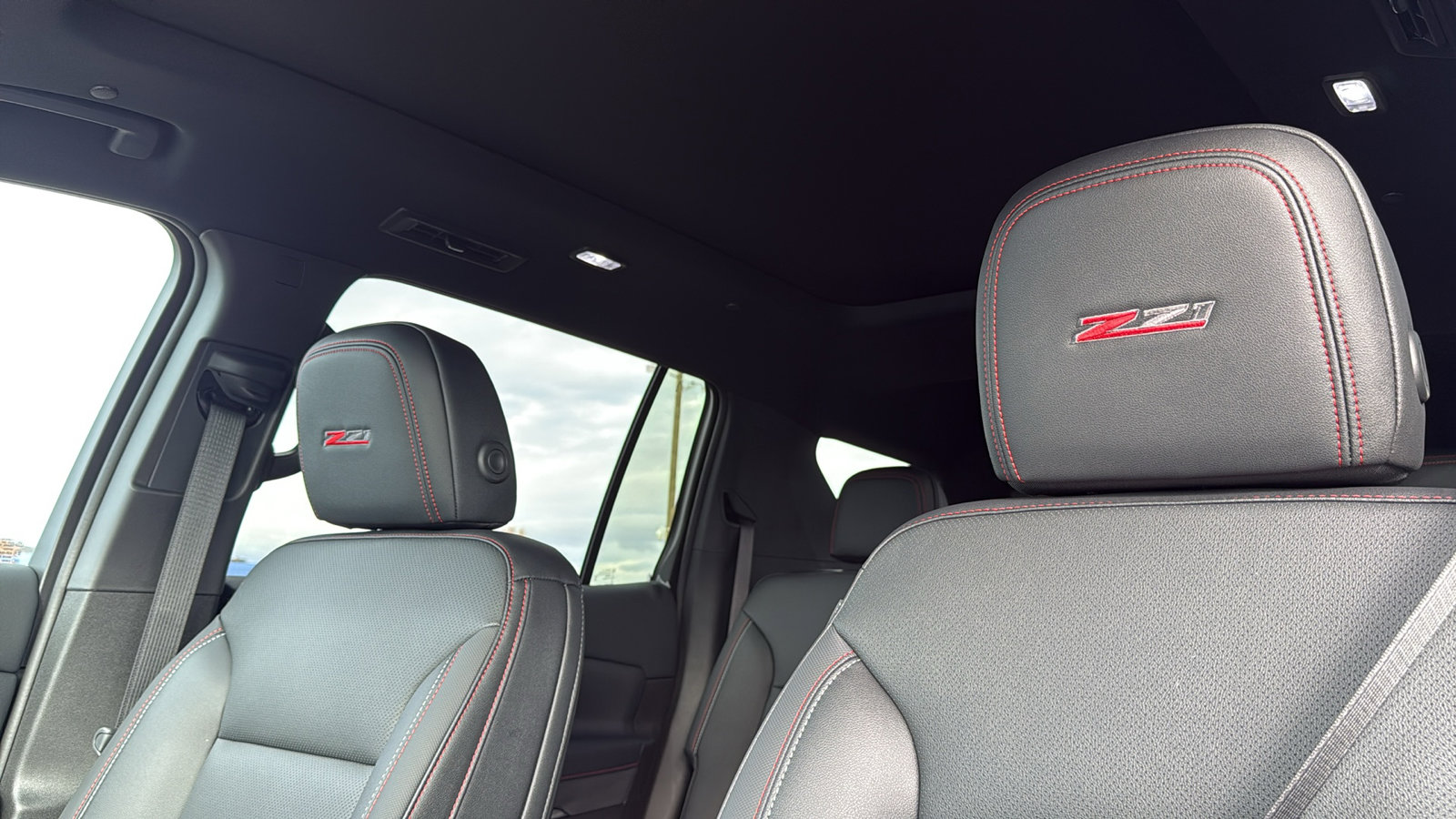 New 2026 Chevrolet Traverse Z71 w/ Enhanced Driving Package image 11