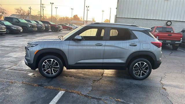 Used 2024 Chevrolet TrailBlazer LT image 7