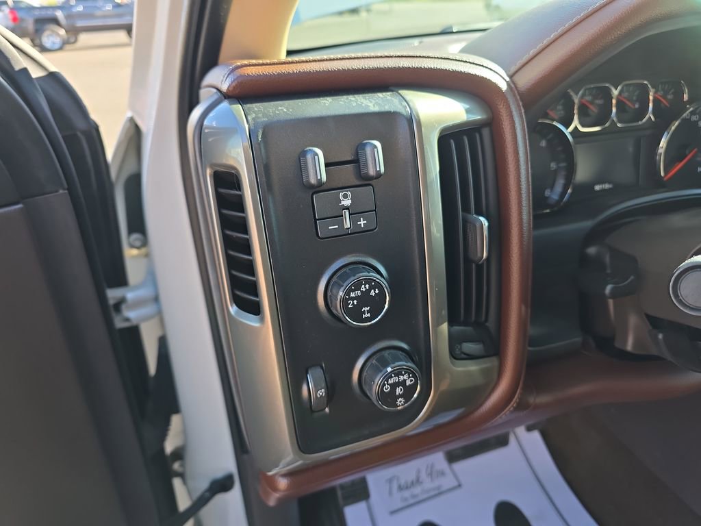 Used 2015 Chevrolet Silverado 1500 High Country w/ High Country Premium Package image 16