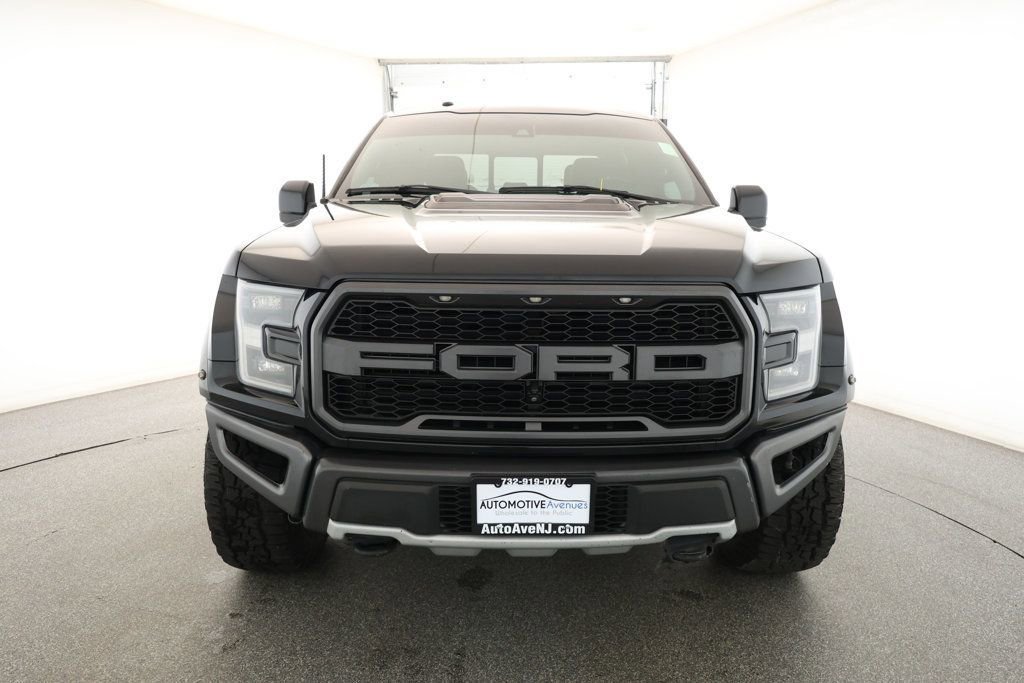 Used 2018 Ford F150 Raptor w/ Equipment Group 802A Luxury image 2