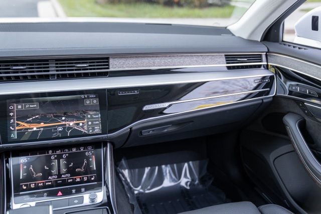 Used 2020 Audi A8 L 4.0T w/ Sport Plus Package image 29
