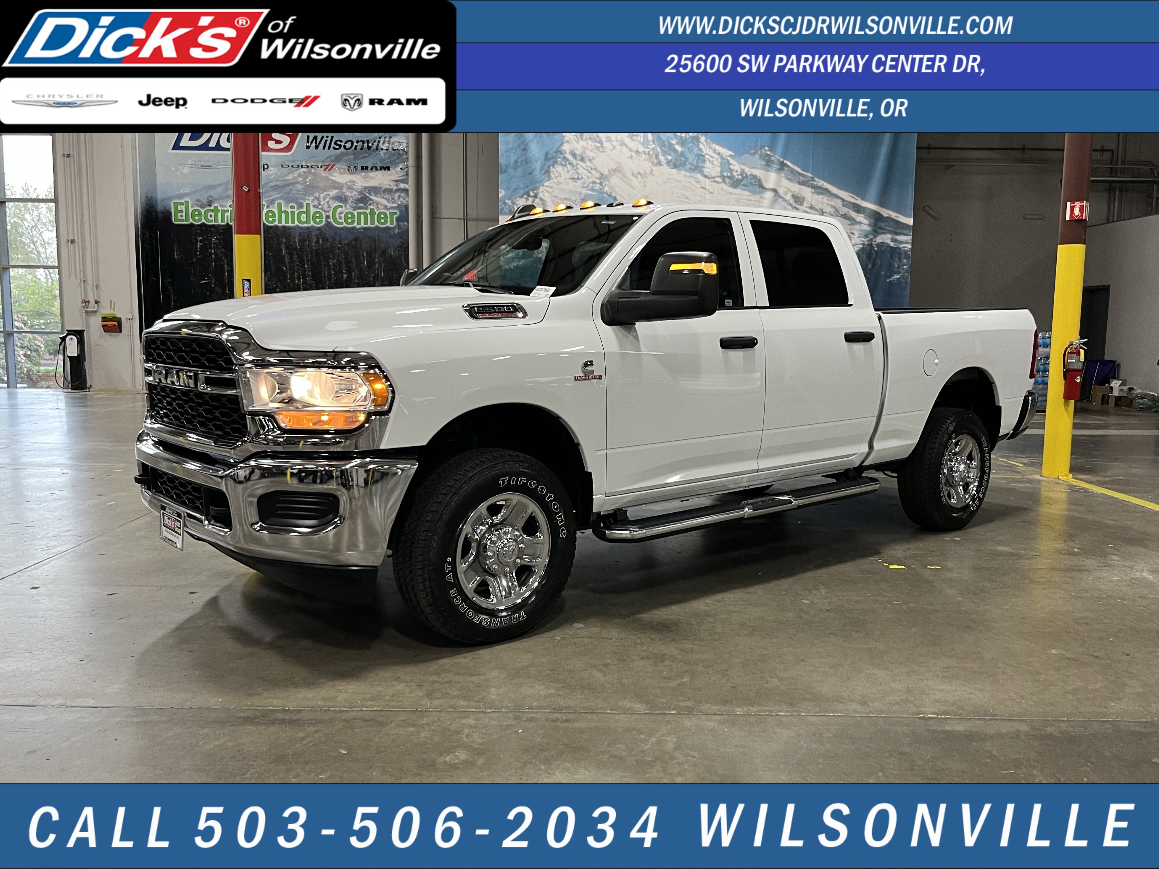 Used 2024 RAM 2500 Tradesman w/ Chrome Appearance Group