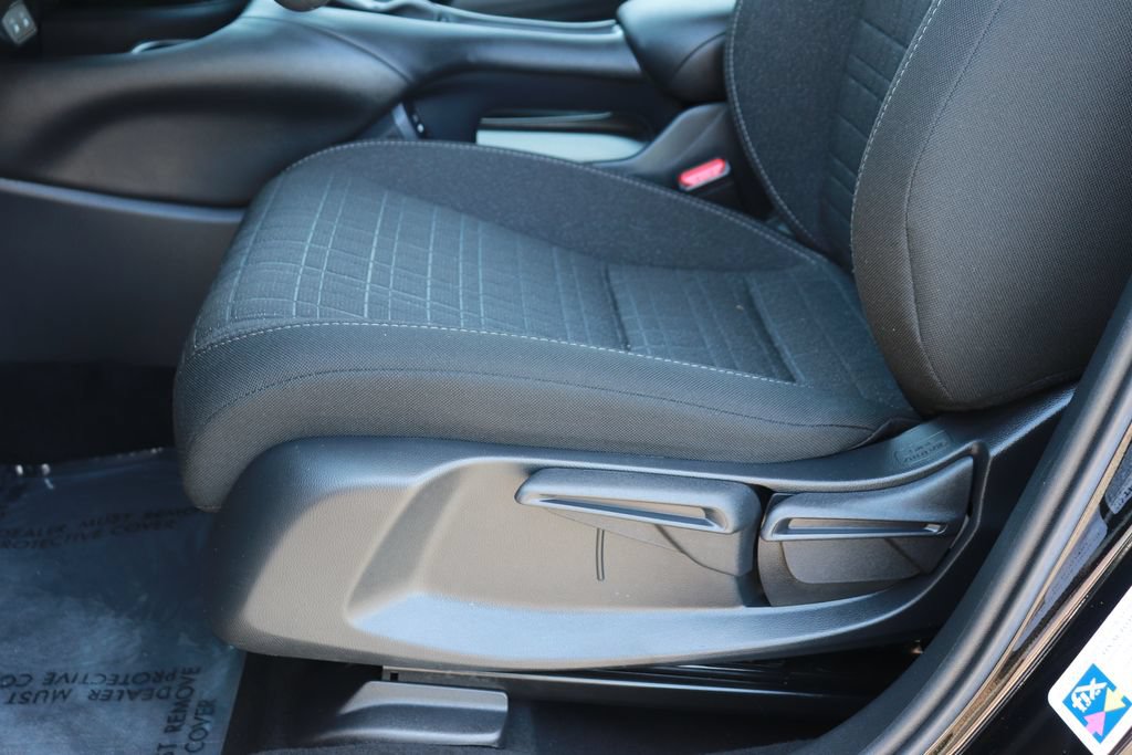 Certified 2026 Honda HR-V LX image 9