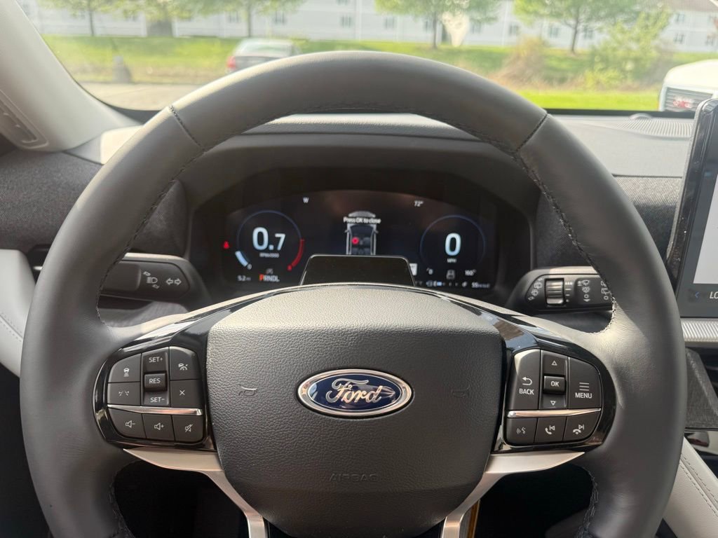 New 2026 Ford Explorer Platinum AWD/4WD image 17